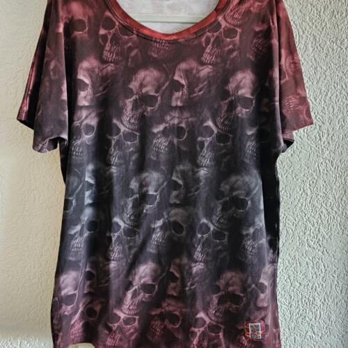 Herrenshirt Totenköpfe